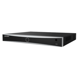 Hikvision DVR DS-7608NXI-I2/S analogni snemalnik za videonadzor visoke kakovosti.